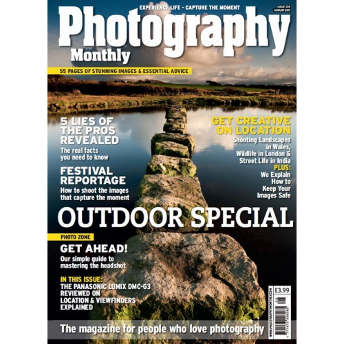 Photography Monthly (August 2011)